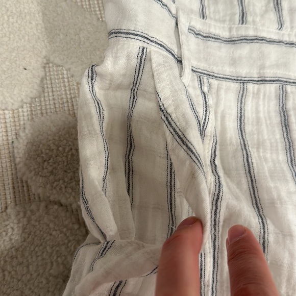 💕SOLD💕NWT Tea and Cup gauze striped overalls - Picture 4 of 7